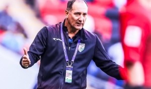 伊万：确实推荐了对亚洲深入了解的斯蒂马奇，他对中国队也有兴趣