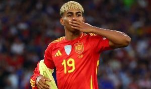 亚马尔：我的梦想不是只拥有一座金球奖，而是很多座金球奖