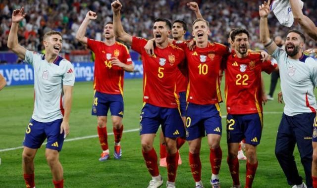 kaiyun-【数说】亚马尔谱写16岁童话，姆巴佩留下鸭蛋尴尬